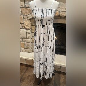 Blanc du Nul adjustable spaghetti strap dress size TU, but fits like a s…